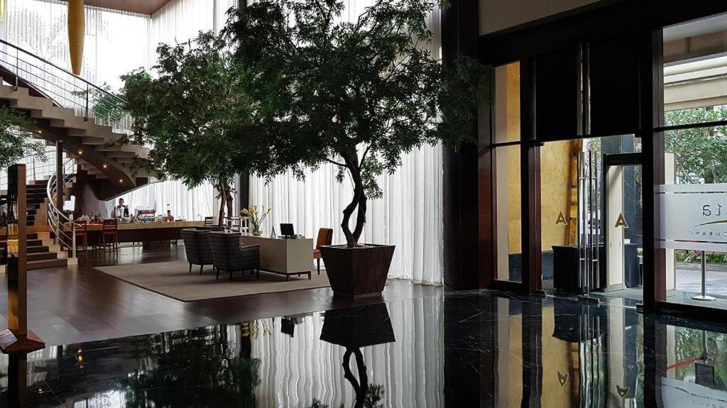 The Arista Hotel Palembang Exterior photo
