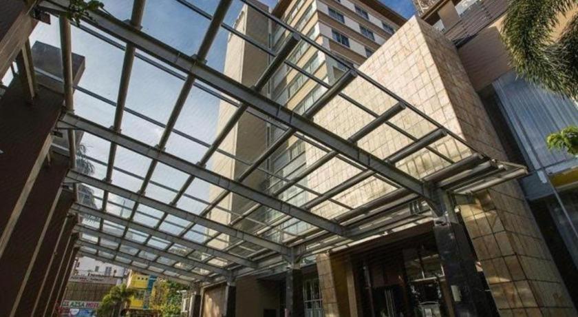 The Arista Hotel Palembang Exterior photo